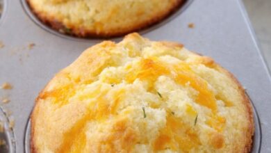 Cheddar Garlic Muffins